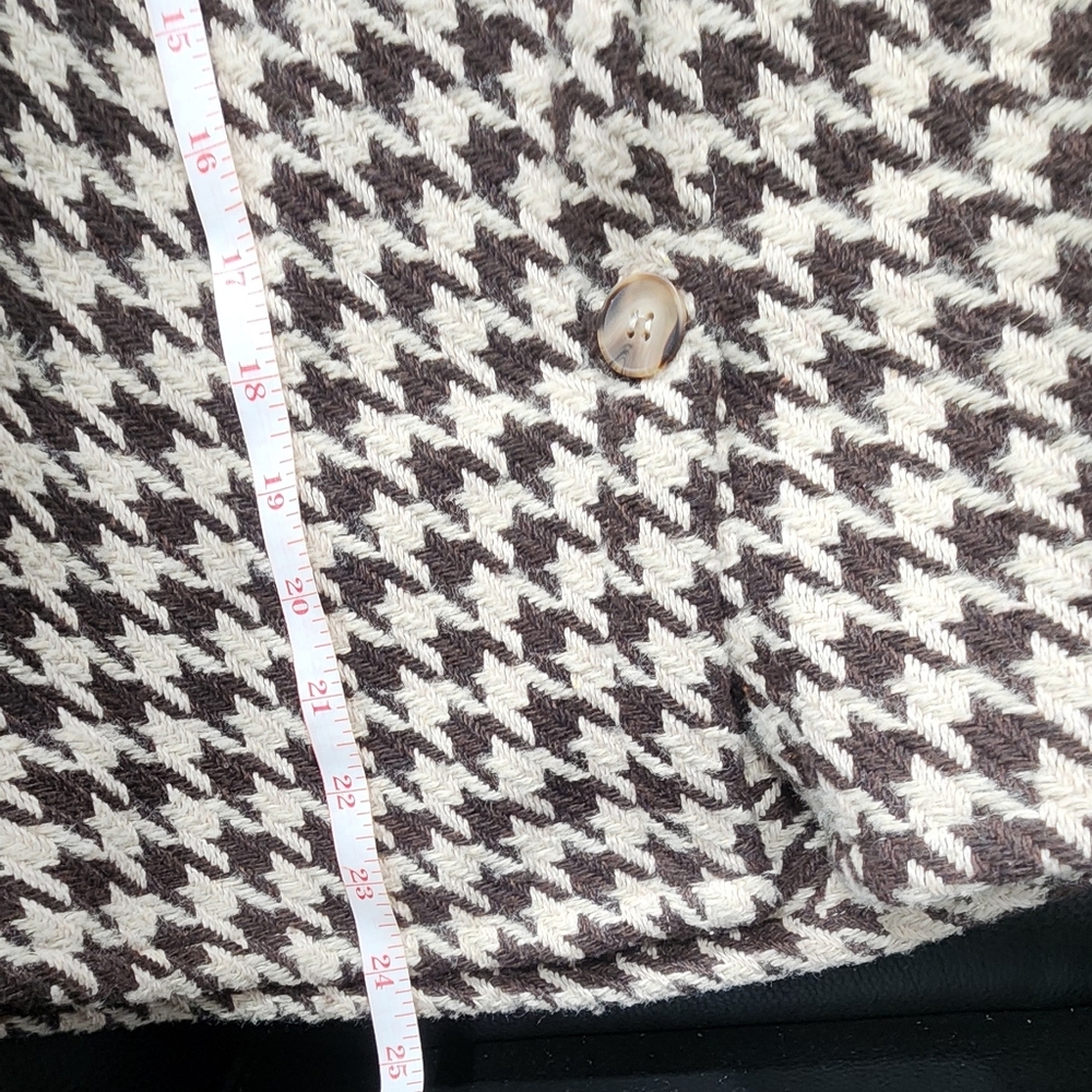 Button-Up Jacket - Picture 3 of 6